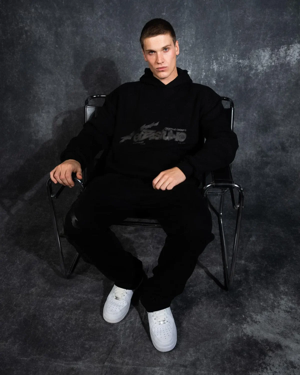 Ere Studios Midnight Trackie Hoodie Schwarz 1