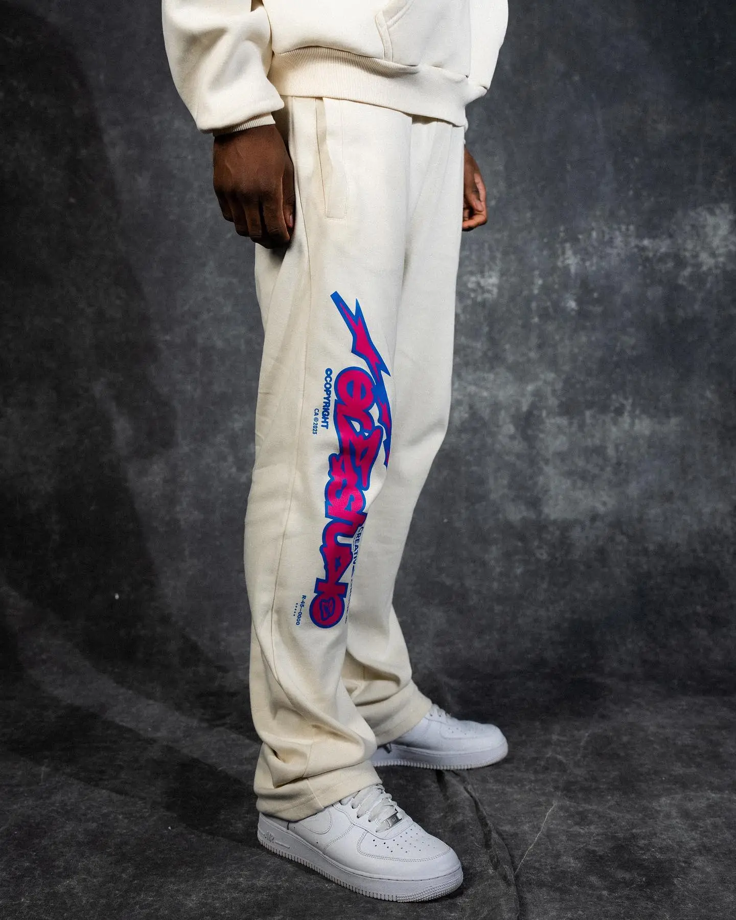 Ere Studios Midnight Trackie Hose Creme 3