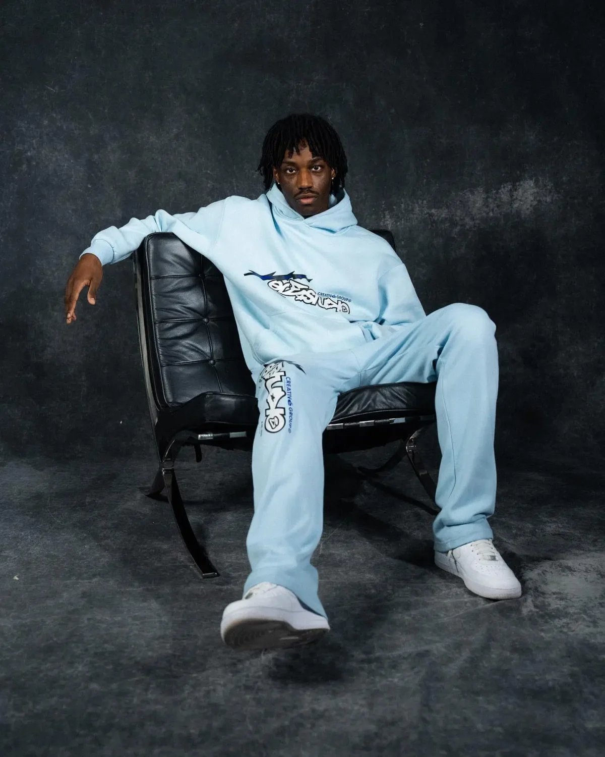 Ere Studios Midnight Trackie Hose Himmelblau 1